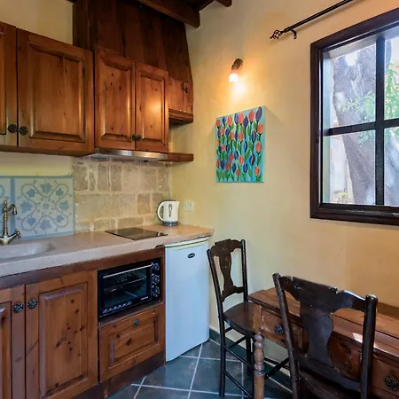 Secret Garden - Old Town - Couples Rhodes City